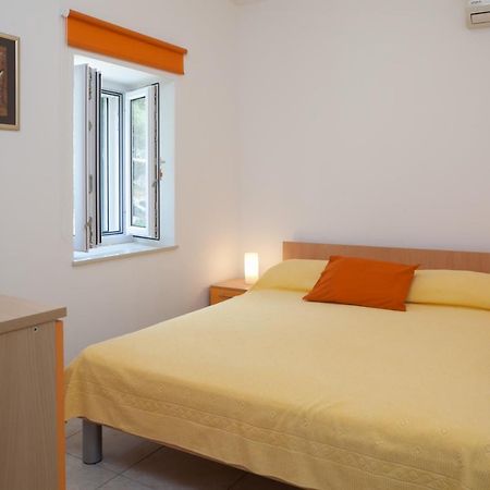 ماكارسكا Apartment Bura 1 المظهر الخارجي الصورة